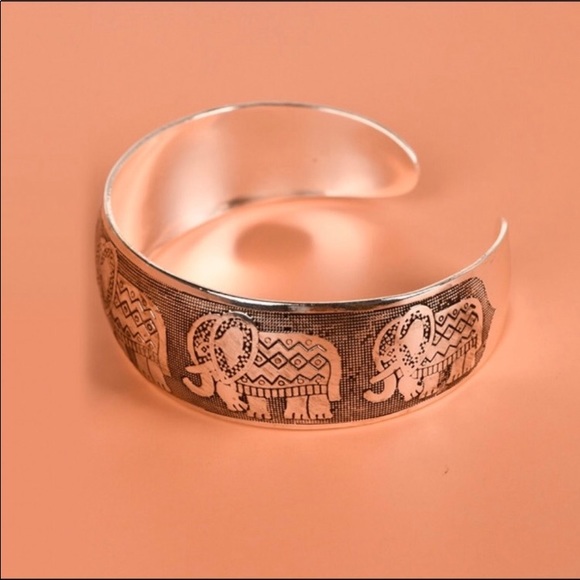 🆕 Elephant Tibetan Silver Totem Bangle Bracelet - Super cute! - Picture 4 of 9